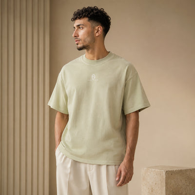 T-shirt Limit beige porté de face