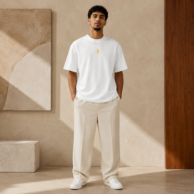 T-shirt Touareg blanc porté de face