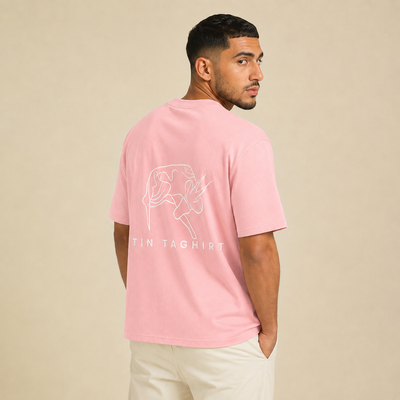 T-shirt Tin Taghirt rose porté de dos