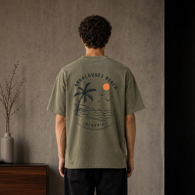 T-shirt Les Andalouses kaki avec illustration Andalouses Beach au dos