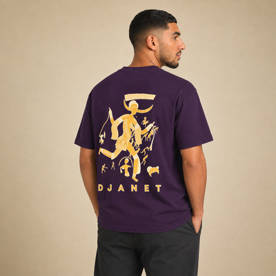 T-shirt Djanet violet avec grand design DJANET au dos