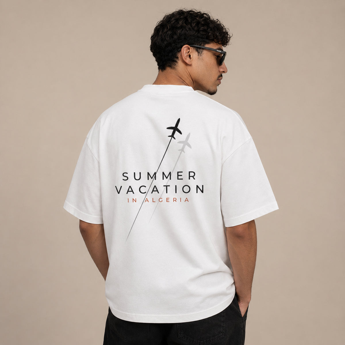 T-shirt Summer in Algeria blanc avec design Summer Vacation imprimé au dos