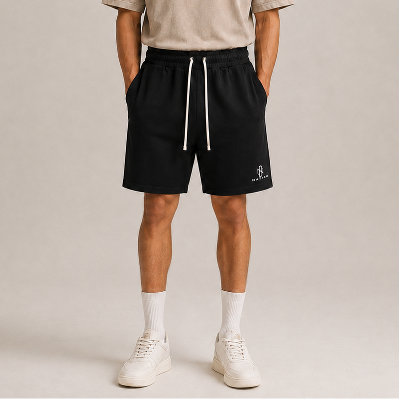 Short Essentiel noir DZ Nation porté de face