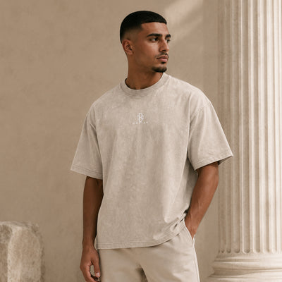 T-shirt Tamazight beige porté de face