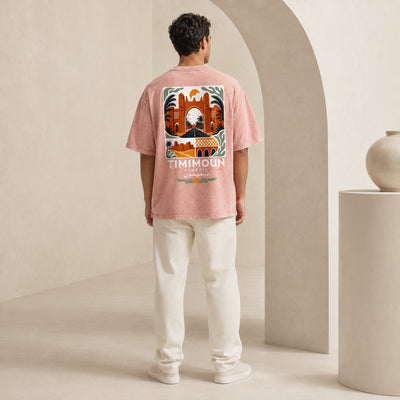 T-shirt Timimoun rose avec design Timimoun porté de dos