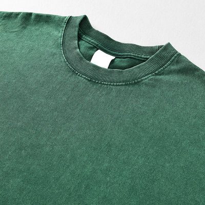 Détail du coton délavé et du col rond du t-shirt manches longues DZ