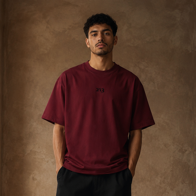 T-shirt 213 bordeaux porté de face