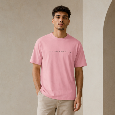 T-shirt Peuple rose porté de face