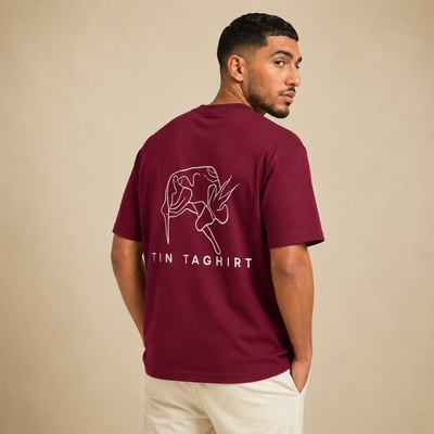 T-shirt Tin Taghirt bordeaux avec illustration imprimée au dos