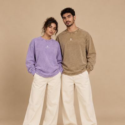 Couple maghrébin portant les sweats délavés Je t’aime à l’algérienne de face