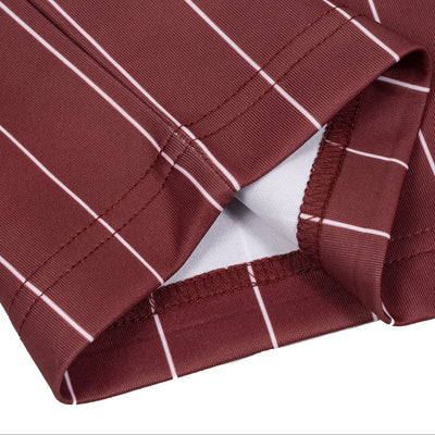 Gros plan de la maille rayée du maillot Djazaïr rayé bordeaux