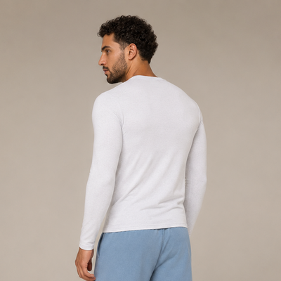 T-shirt Performance manches longues blanc présenté de dos