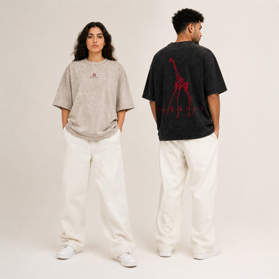 T-shirts Tassili écru et noir présentés de face et de dos