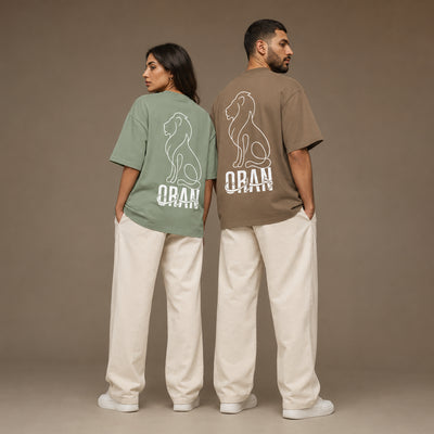 T-shirts Oran vert et brun présentés de dos