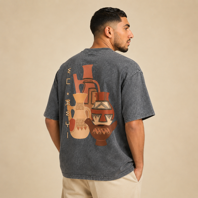 T-shirt Amazigh anthracite avec composition graphique imprimée au dos