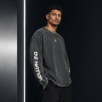 T-shirt manches longues DZ gris anthracite porté de face